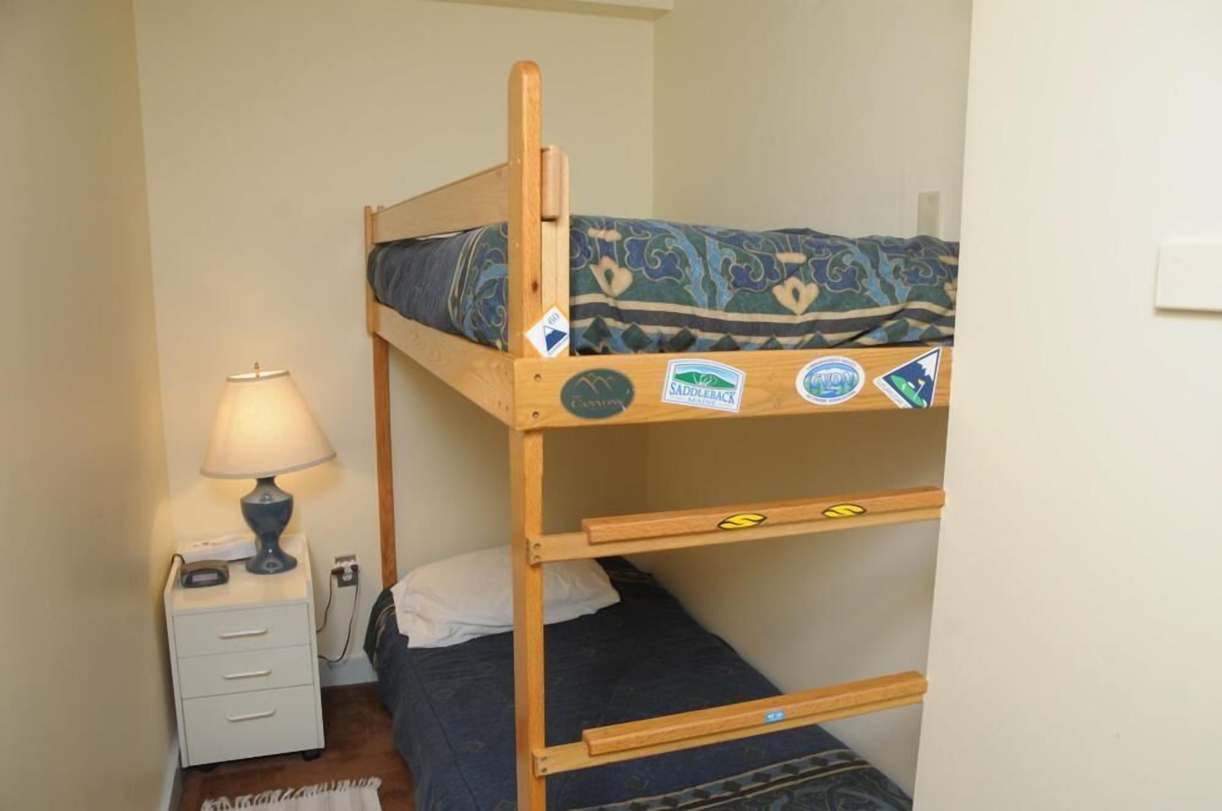 1 bedroom, internet, bed sheets