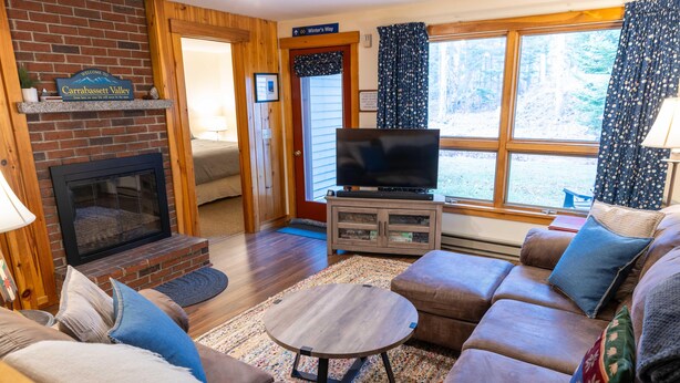 TV - Sugarloaf Mountain Snowbrook Village C2573 (Carrabassett Vly)