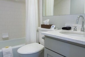 Bathroom - Sugarloaf Mountain Gondola VillageC2203 (Carrabassett Vly)