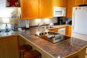 Private kitchen - Sugarloaf Mountain Sugartree II C381 (Carrabassett Vly)