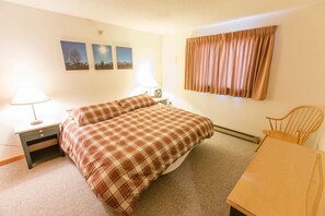 Room - Sugarloaf Mountain Snowbrook Village C2715 (Carrabassett Vly)