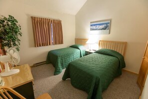 Room - Sugarloaf Mountain Snowbrook Village C2715 (Carrabassett Vly)