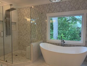 Unclassified image, 3 of 32, button - Game Room Luxury Home @ Battery Chef Kitchen Deck (Marietta)