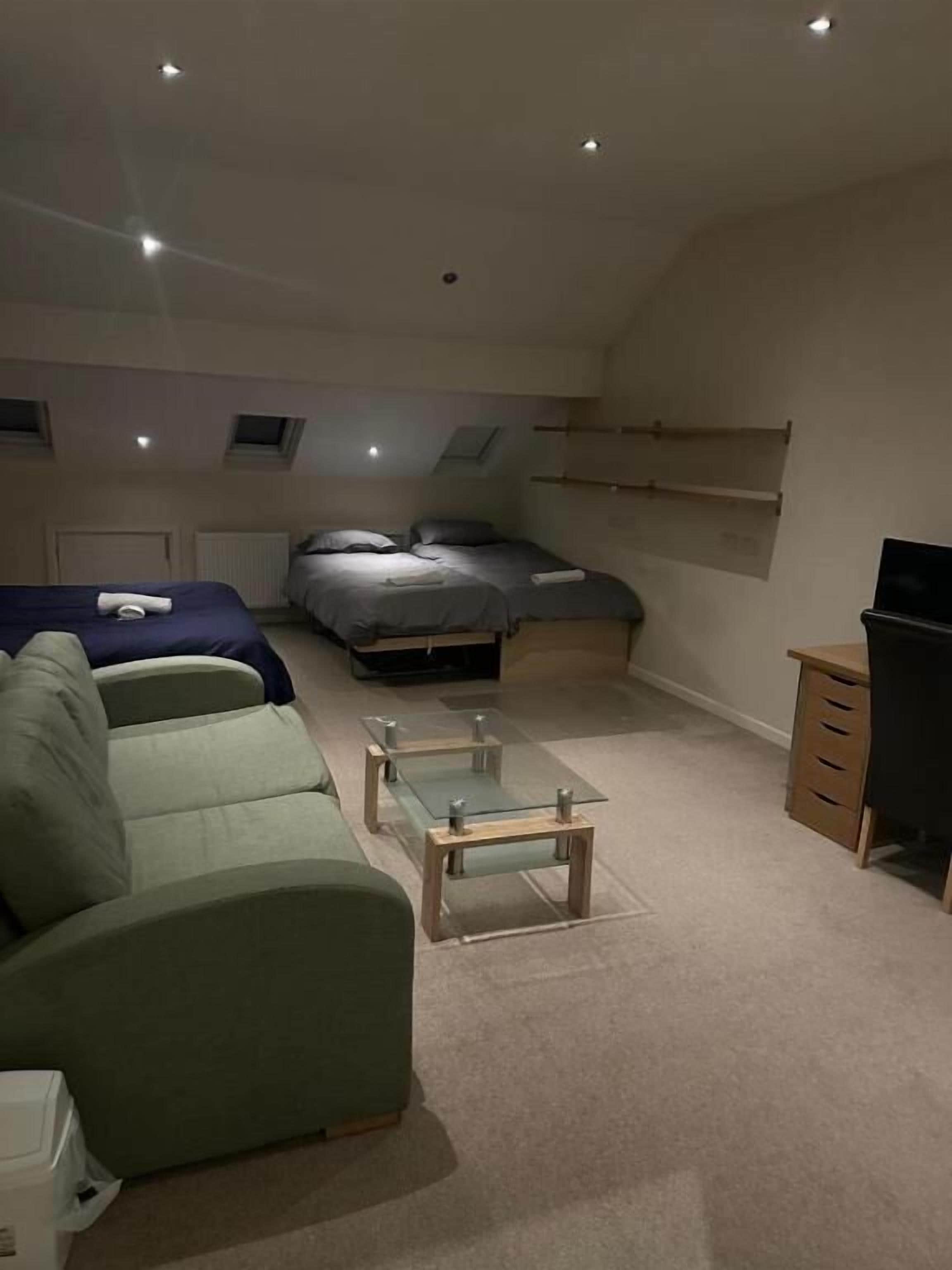 Superior Double Room | Desk, laptop workspace, iron/ironing board (on request)
