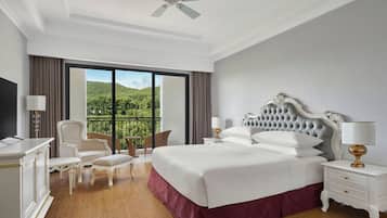 Chambre Deluxe Double ou avec lits jumeaux, balcon, vue jardin | Coffres-forts dans les chambres, chambres insonorisées