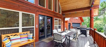 White Fir Cabin | Hot Tub | Fire Pit | Near Tamarack