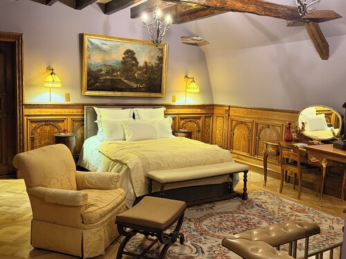 3 chambres dans le Château de la Brosse,Indre, 17 eme siècle