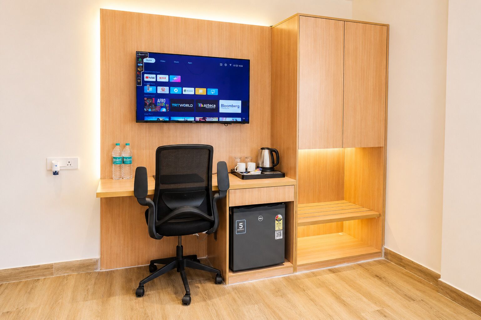 Habitación ejecutiva, 1 cama de matrimonio grande | Ropa de cama de alta calidad, minibar, caja fuerte y escritorio