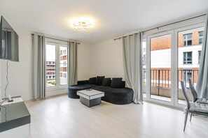 Living area - Harmony Park Inviting Apartment (Chorzów)