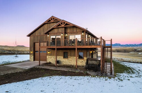Monarch Ranch - Private Montana Ranch Getaway - Riding, Fishing, Views