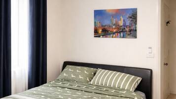 Desk, WiFi (free), bed sheets