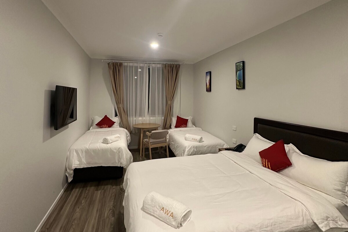 Triple Room
