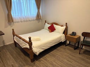 Unclassified image, 2 of 12, button - Quality Hotel Rooms with 1 to 4 Beds (Rotorua)
