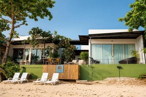 Unclassified image, 2 of 13, button - Ma's Sea Beach House (Muang,)