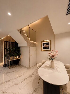 Dining - Spacious 5 Bedroom Home in Bankstown (Bankstown)