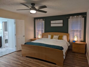 3 bedrooms, iron/ironing board, travel cot, WiFi