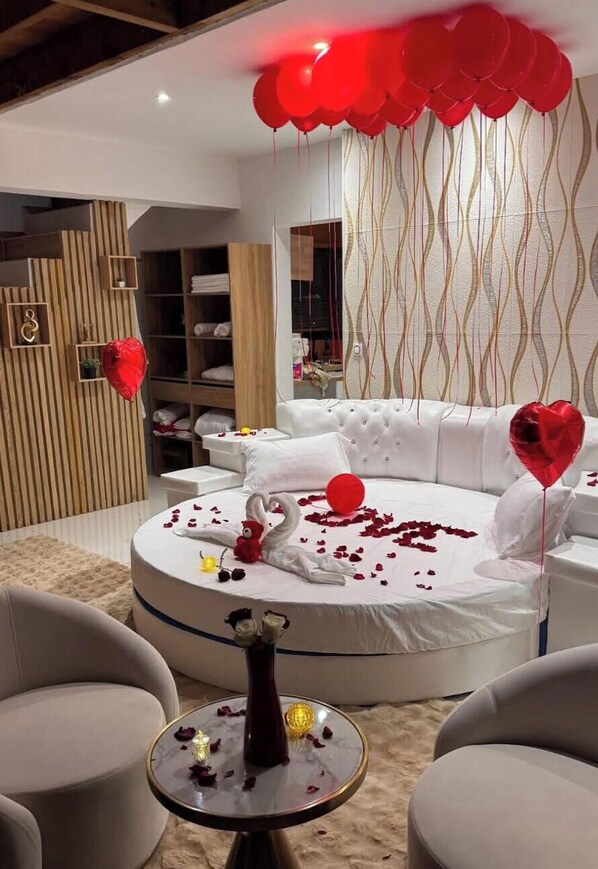 Unclassified image, 1 of 13, button - Le MaNoa: An Exceptional Romantic Getaway (Saint-Louis)