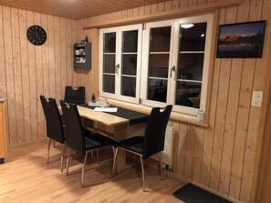 Unclassified image, 5 of 24, button - Lohnerblick Appartement/Fewo, Bad, WC, 1 Schlafraum 1-Zimmerwohnung by Interhome (Adelboden)