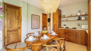 Dining - Cozy 3BR Villa in Lush Ubud w Pool, Patio & Garden (Gianyar Regency)