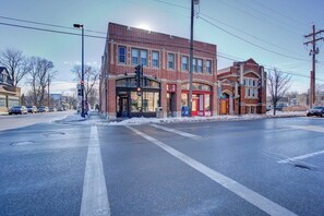Exterior - Willy St. Apartment: Prime Location w/ Laundry (Madison)