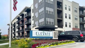 Unclassified image, 2 of 28, button - Modern Apt with Pool, Garage & Laundry (Madison)