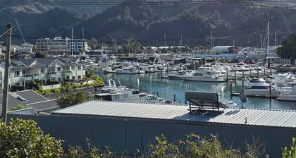 Cozy Apartment with Marina Views