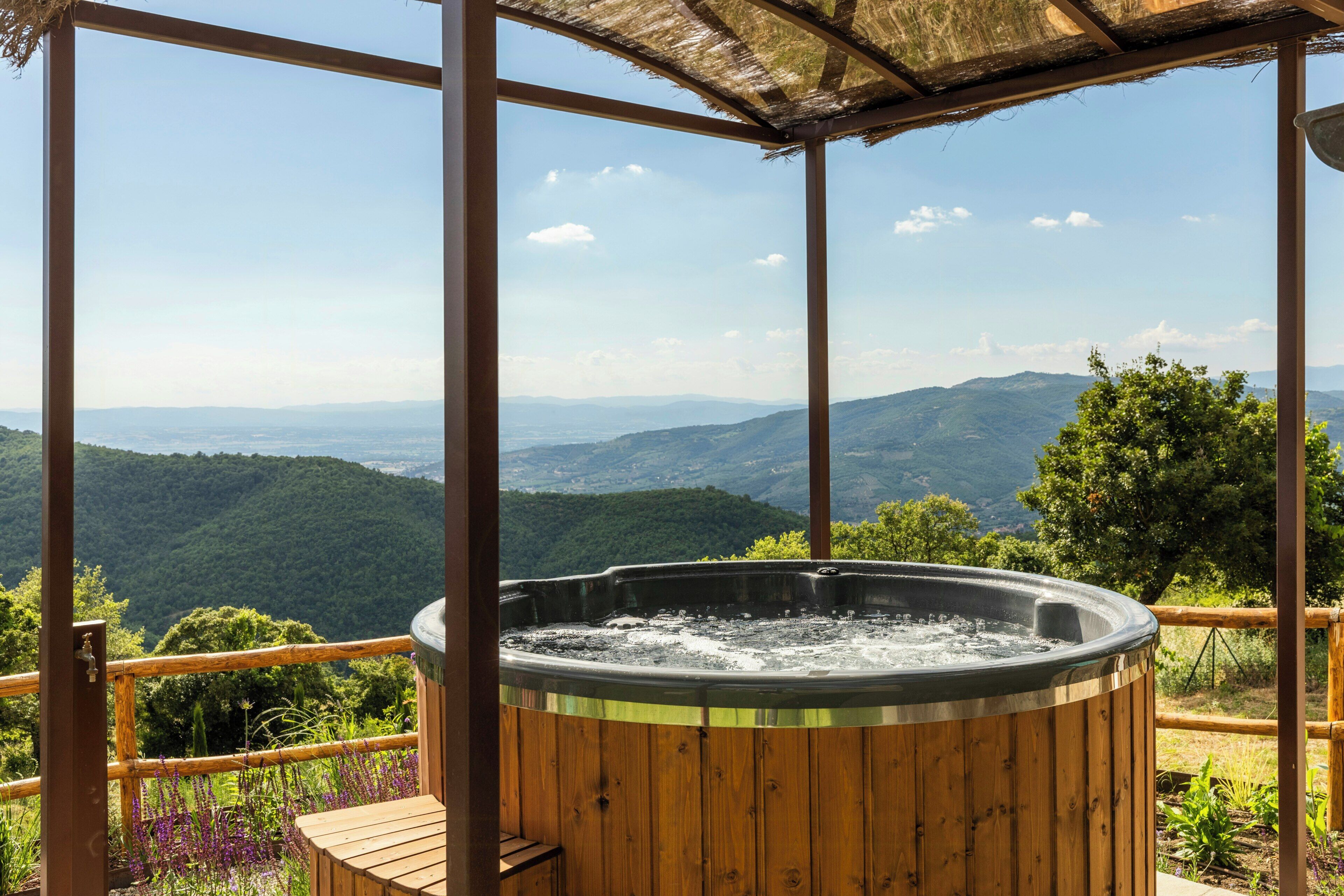 Bain à remous extérieur
