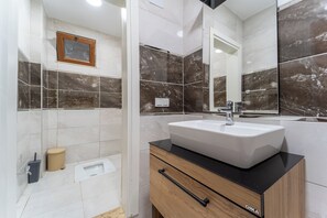 Immagine non classificata, 5 di 36, pulsante