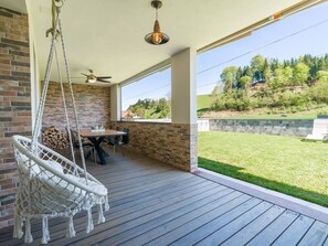 Outdoor dining - Design Loft° – fenced garden, parking, fire pit (Hüswil)