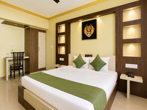 Room - Hotel Vijaya Suites (Manipal)