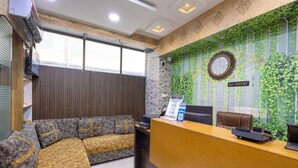 Ảnh chưa phân loại, 3 trong số 17 ảnh, nút