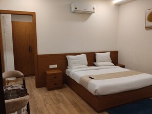 Unclassified image, 3 of 8, button - Hotel Phoenix Inn (Raipur)