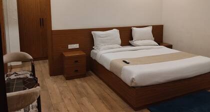 Hotel Phoenix Inn
