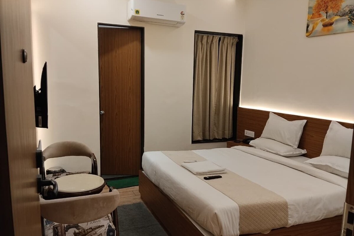 Deluxe Room, City View | Free WiFi