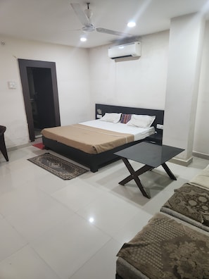 Room - HOTEL SAI KRIPA  (Rewa)