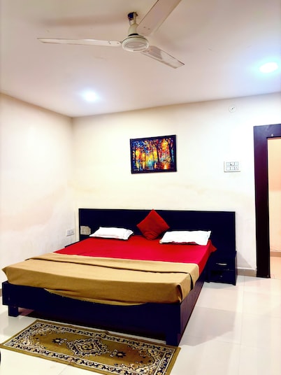 HOTEL SAI KRIPA 