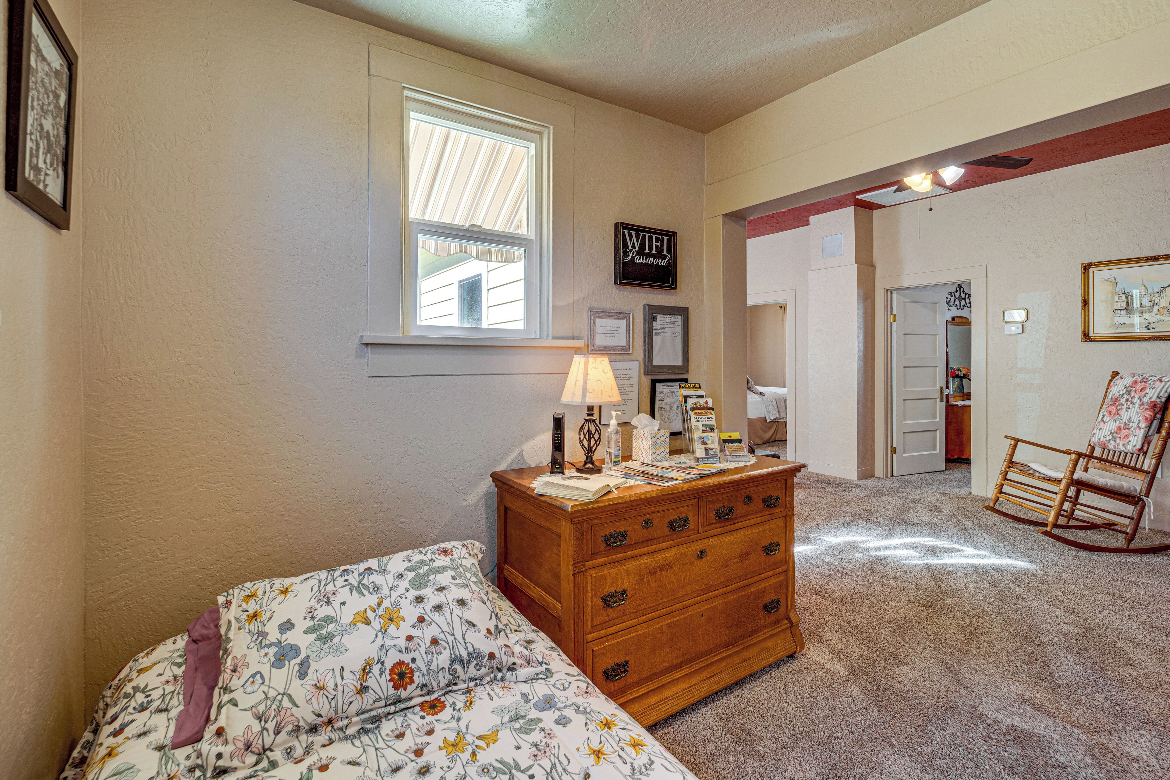 2 bedrooms, iron/ironing board, travel crib, internet