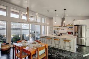 Unclassified image, 4 of 34, button - Peaceful Waterfront Retreat on Vashon Island (Vashon)