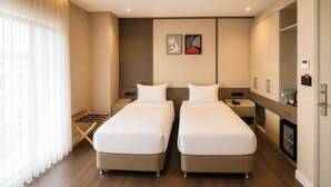 Ảnh chưa phân loại, 5 trong số 13 ảnh, nút