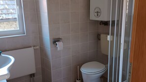 Unclassified image, 5 of 22, button - Apartment 'Ca Di Buie' with Private Terrace, Garden, Pool and Wi-Fi (Monastero Bormida)
