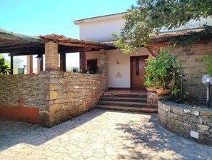 Unclassified image, 3 of 34, button - Vrbo Property (Campania)