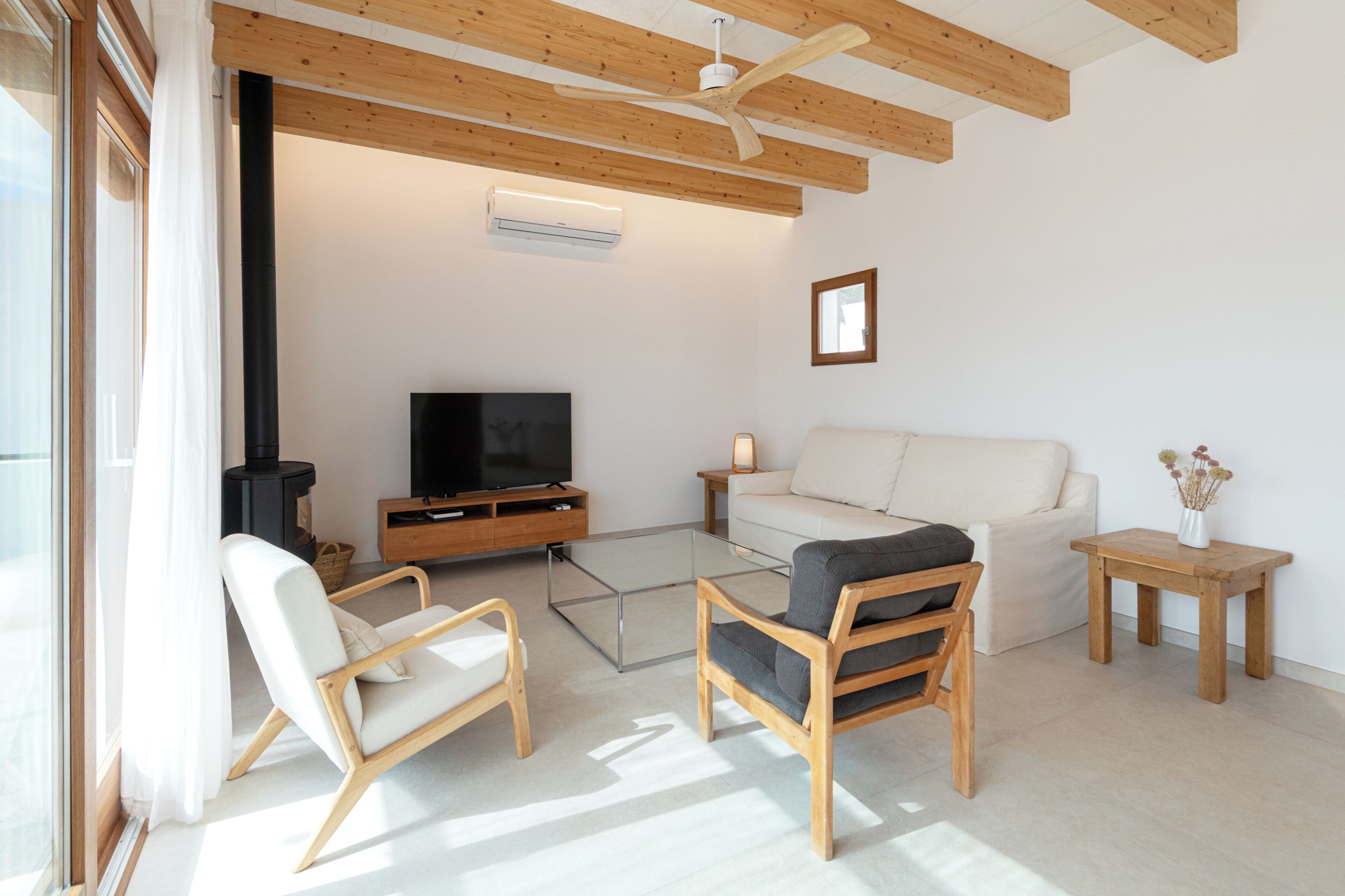 Villa En Exclusiva Zona De Fornells Y Bonitas Vistas Al Mar. Piscina Privada - Menorca