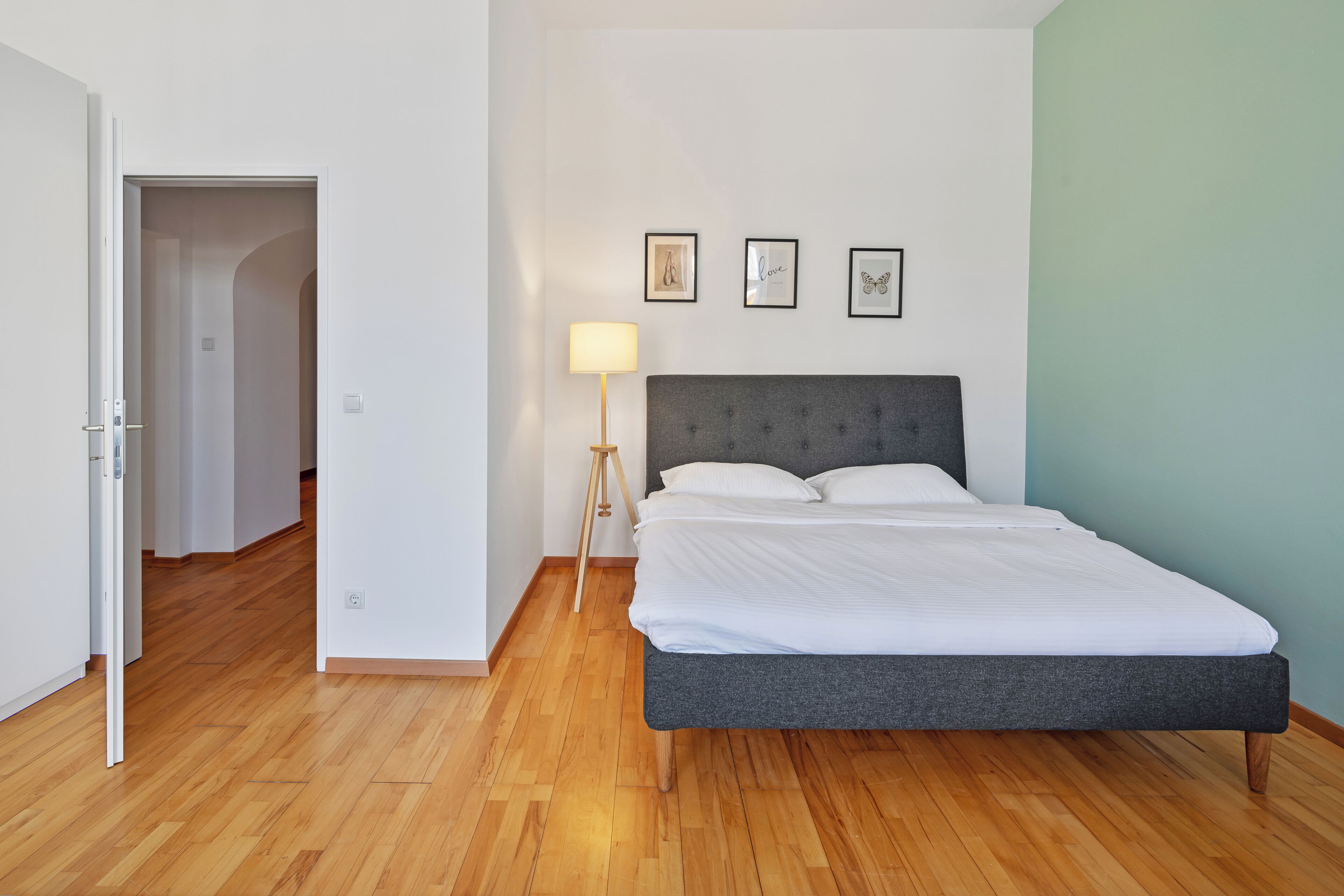 Deluxe Apartment, 3 Bedrooms, City View | Iron/ironing board, cribs (surcharge), WiFi (free), bed sheets