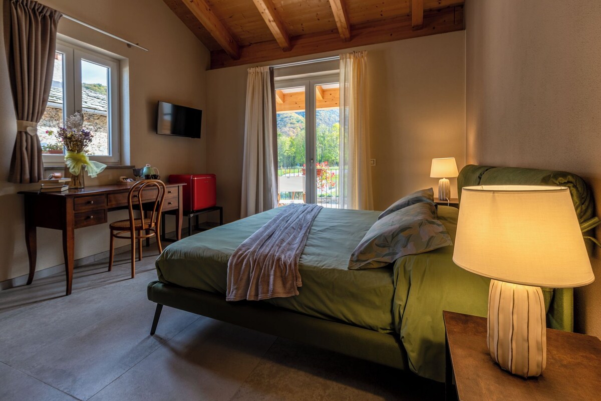 Comfort Double Room, Mountain View (Margherita)