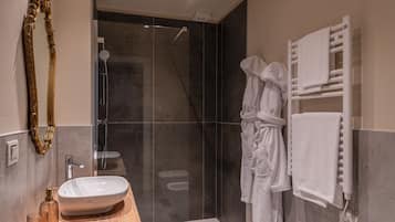 Chambre Double Classique, vue jardin (Tarassaco) | Salle de bain