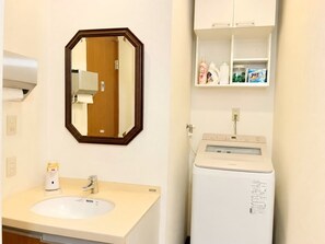 Bathroom - Hanatsuki・Kakure Hot Spring Resort Villa Hotel (Jogasaki Coast) (伊東市)