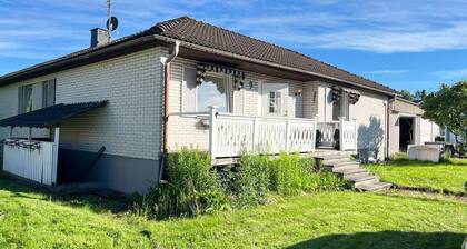 Room-room 1 in Vålberg, Karlstad