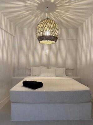 Room - Vrbo Property (Naousa)