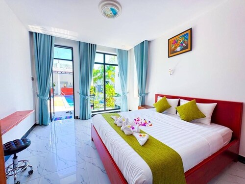 Modern Villa in Kep City for 15 people