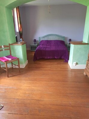Unclassified image, 3 of 17, button - Large vacation rental for 15 people with a pool - Le Moulin des Préaux (Notre-Dame-du-Hamel)
